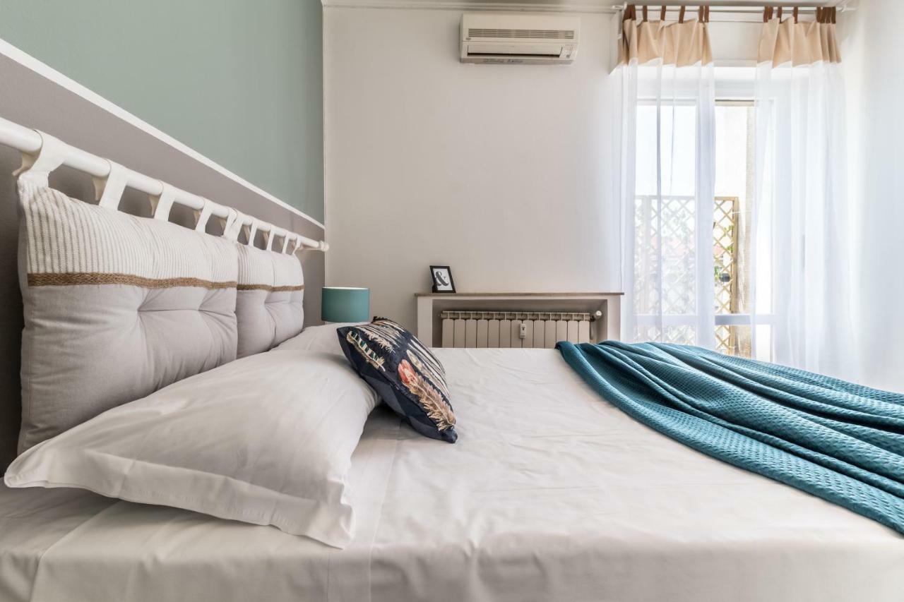 Joivy Modern 1-Bed Flat With Balcony In Portello Milaan Buitenkant foto