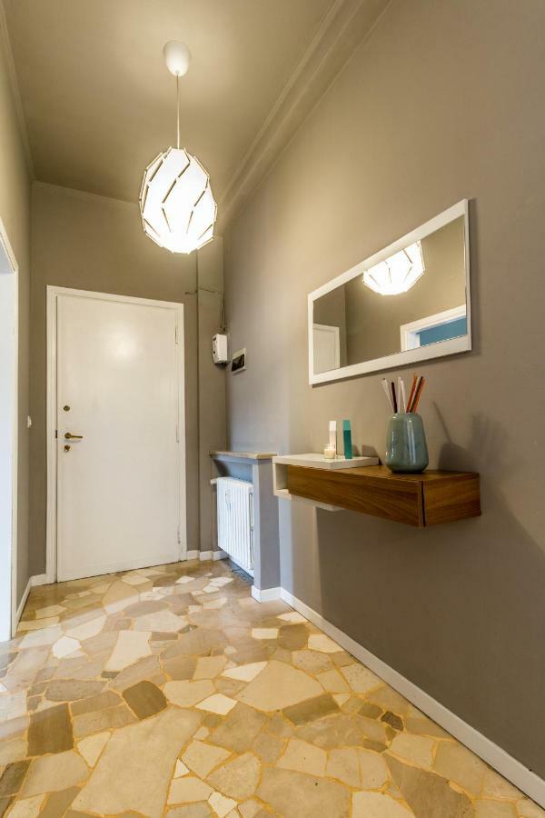 Joivy Modern 1-Bed Flat With Balcony In Portello Milaan Buitenkant foto