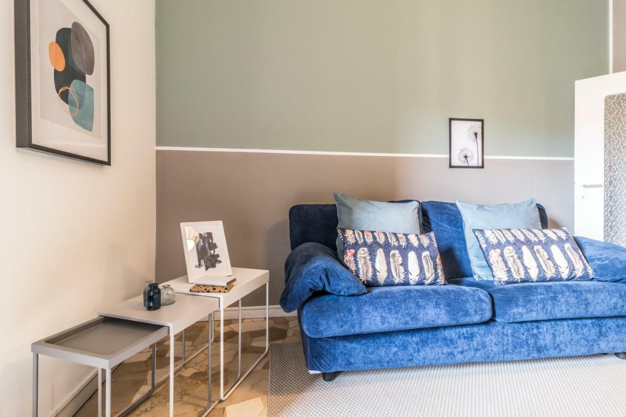 Joivy Modern 1-Bed Flat With Balcony In Portello Milaan Buitenkant foto
