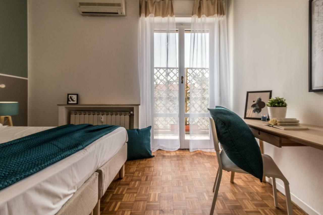 Joivy Modern 1-Bed Flat With Balcony In Portello Milaan Buitenkant foto